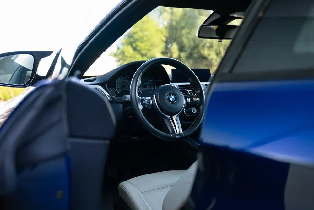 BMW 4-serie M4 Competition M DCT 530PK San Marino blau uit 2019, foto 15