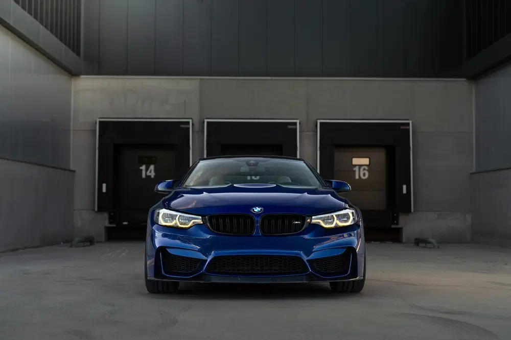 BMW 4-serie M4 Competition M DCT 530PK San Marino blau uit 2019, foto 3