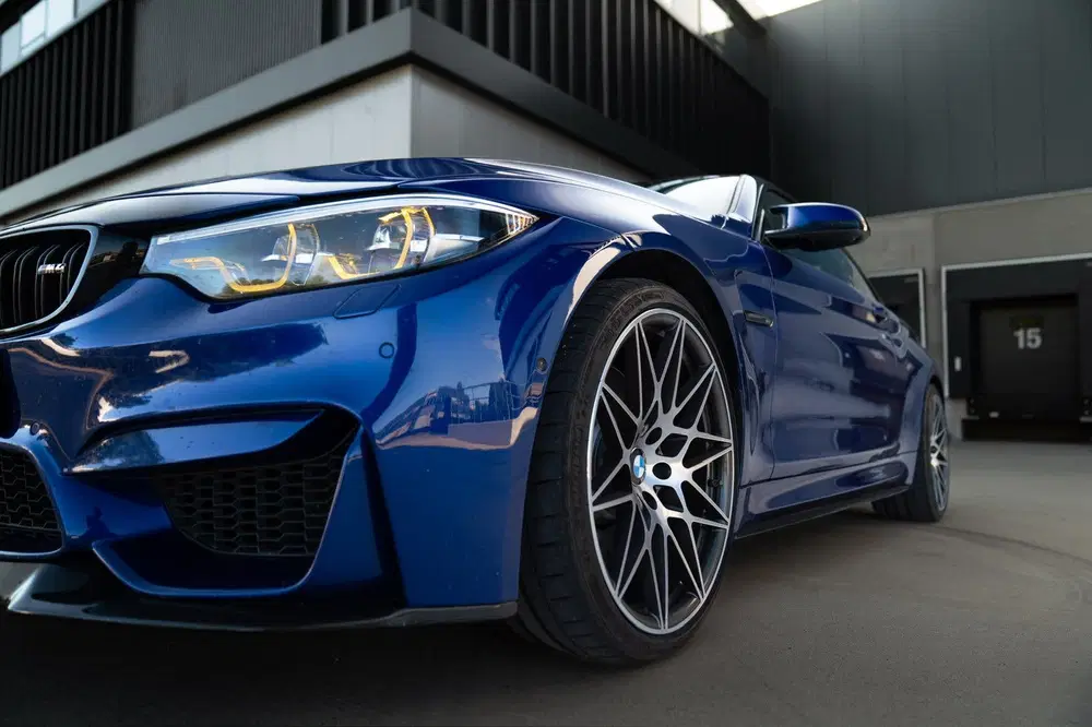 BMW 4-serie M4 Competition M DCT 530PK San Marino blau uit 2019, foto 5