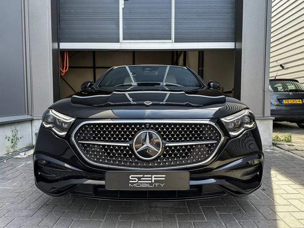 Mercedes-Benz E-Klasse 300 e AMG Line BTW uit 2024, foto 5