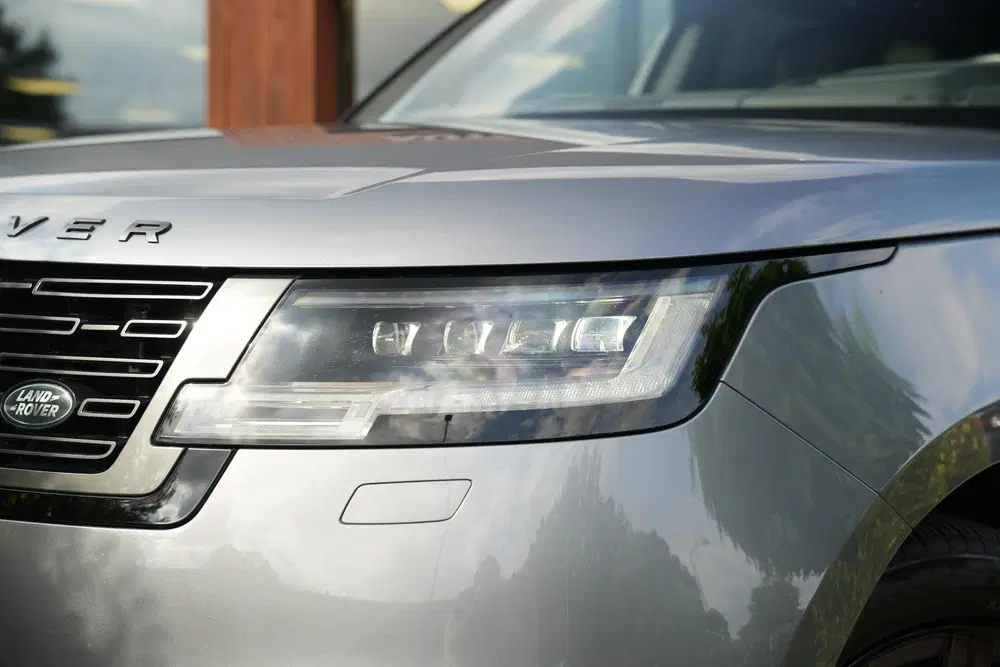 Land Rover Range Rover 3.0 P510e HSE PHEV 510 pk koelbox ele uit 2022, foto 15