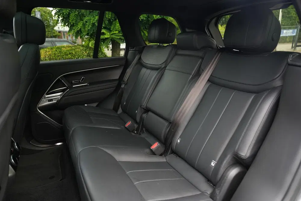 Land Rover Range Rover 3.0 P510e HSE PHEV 510 pk koelbox ele uit 2022, foto 6