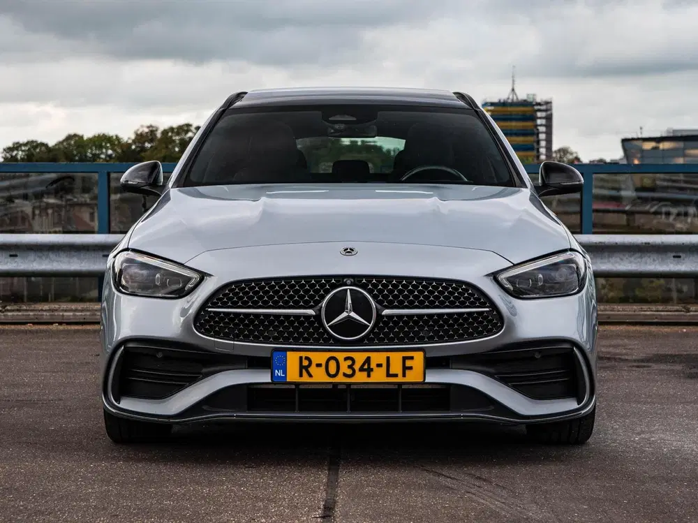 Mercedes-Benz C-Klasse 200 AMG Night Edition uit 2022, foto 4