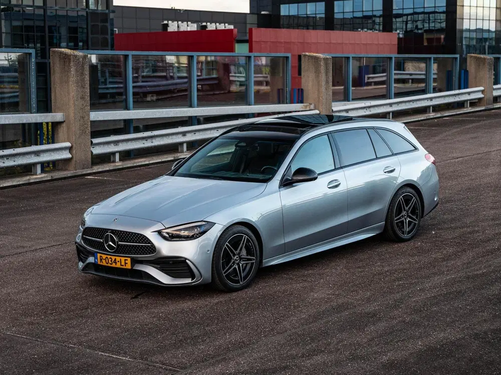 Mercedes-Benz C-Klasse 200 AMG Night Edition uit 2022, foto 8