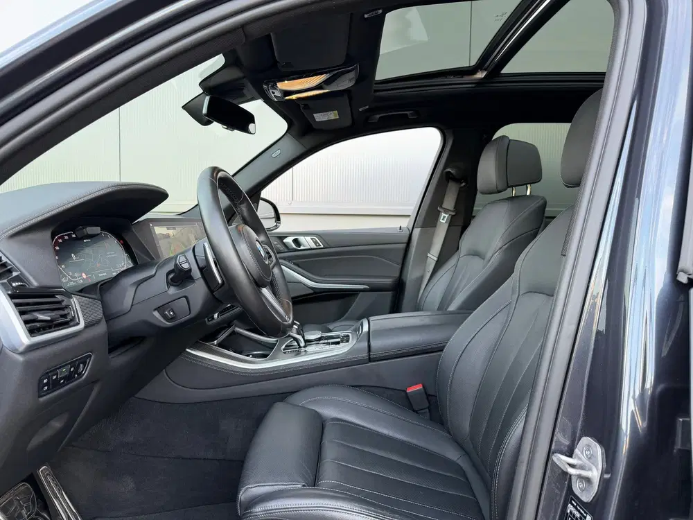 BMW X5 XDrive45e M-Sport uit 2021, foto 15