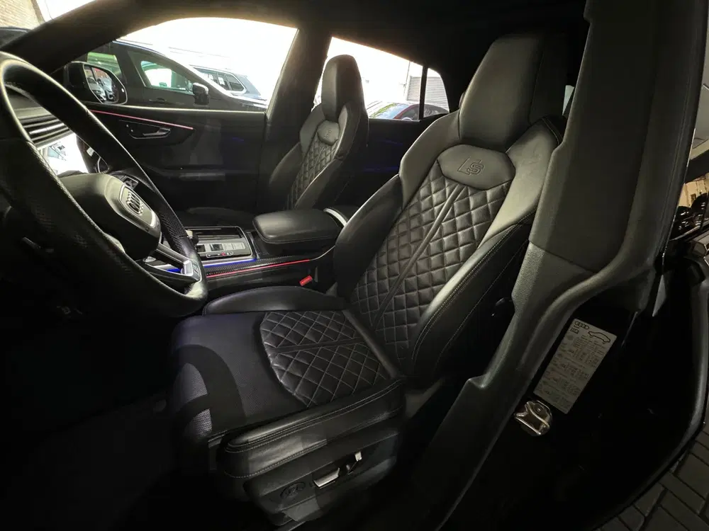 Audi Q8 60 TFSI e quattro S Line Comp Pano uit 2021, foto 6