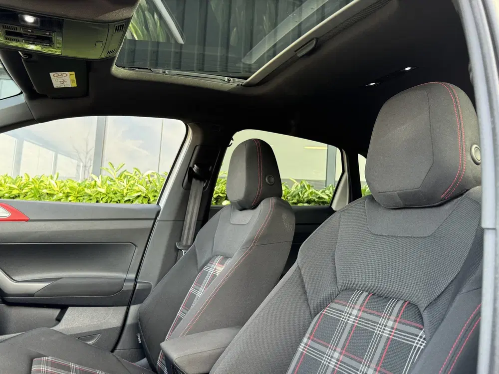 Volkswagen Polo GTI 2.0 TSI 200pk DSG uit 2019, foto 14