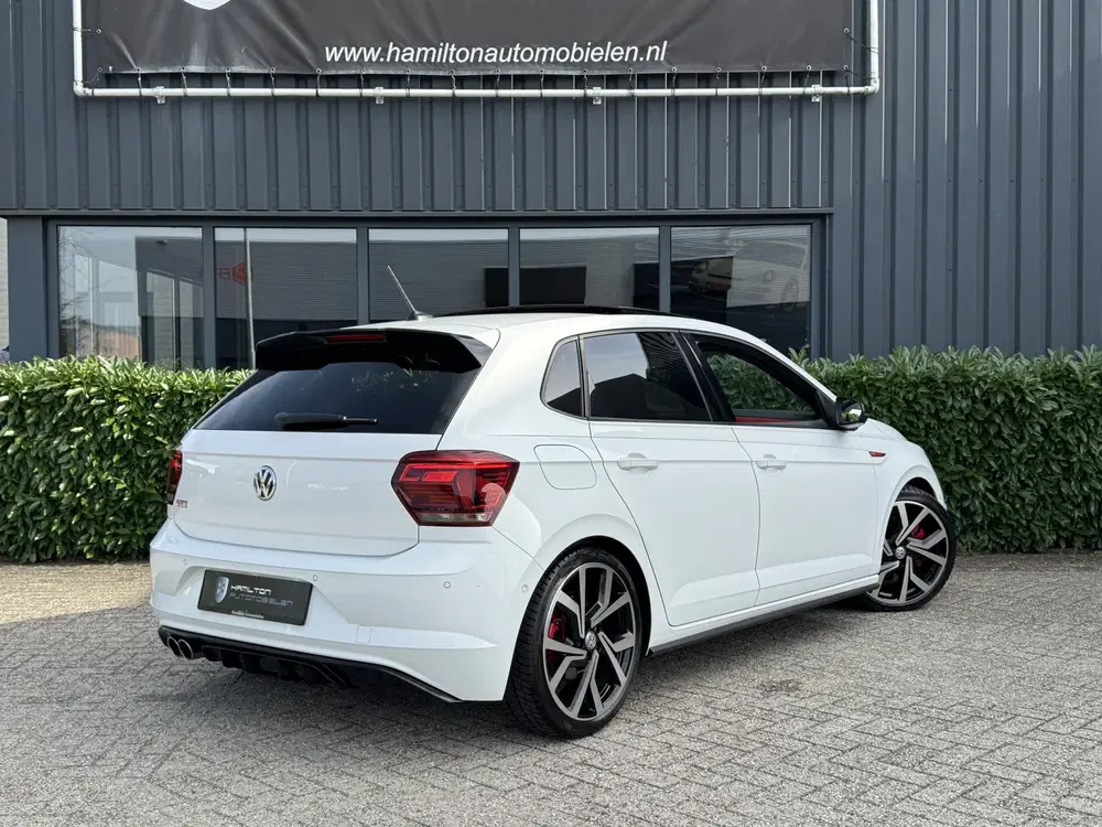 Volkswagen Polo GTI 2.0 TSI 200pk DSG uit 2019, foto 2