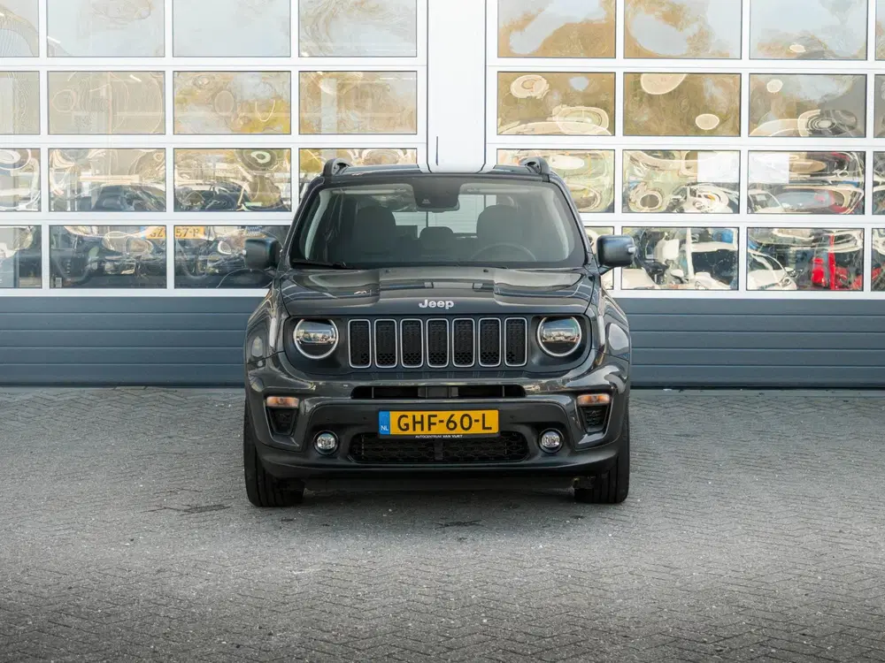 Jeep Renegade 1.5T e-Hybrid Summit uit 2024, foto 2