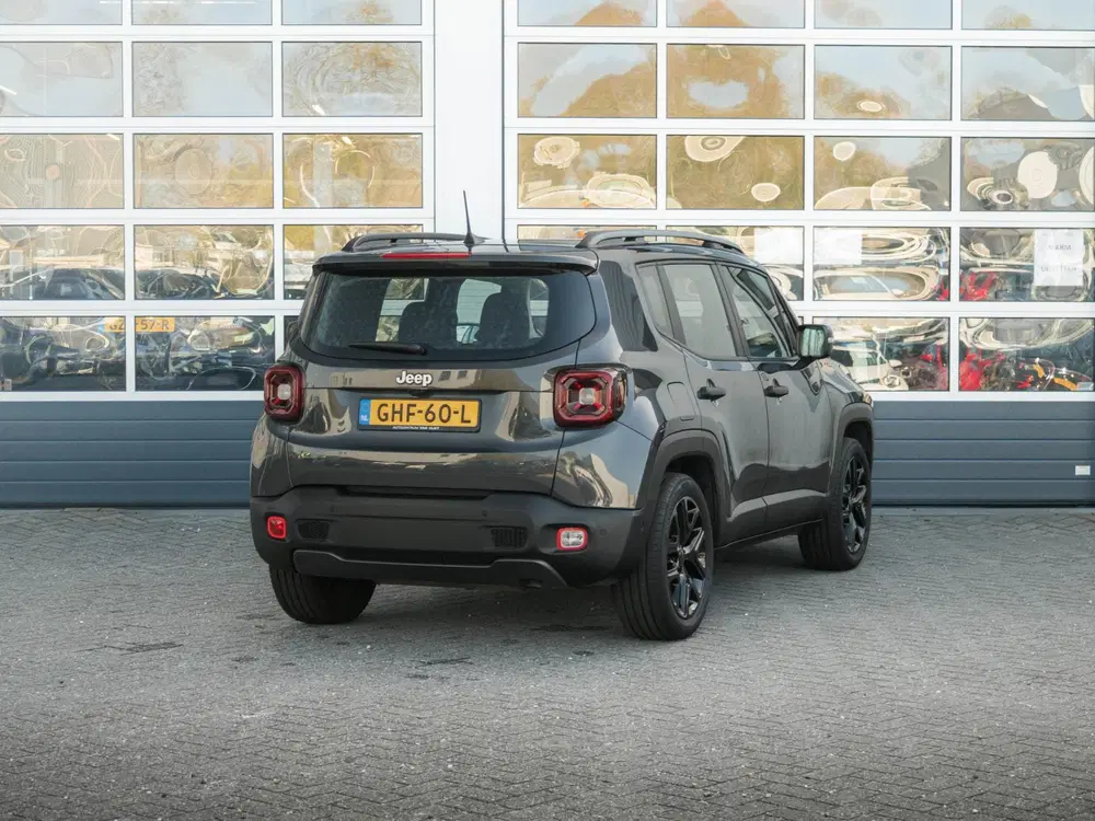 Jeep Renegade 1.5T e-Hybrid Summit uit 2024, foto 5