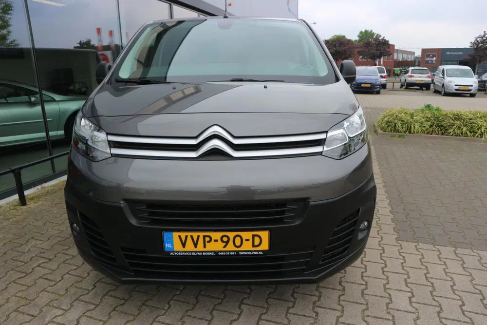 Citroën Jumpy Citroen Jumpy L2 1.5 Blue-Hdi 102 PK CLUB uit 2021, foto 2