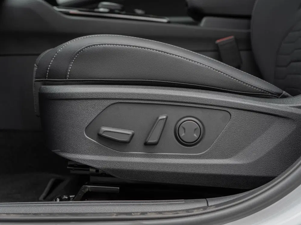Kia Sportage 1.6 T-GDi Plug-in Hybrid AWD DynamicPlusLi uit 2025, foto 15