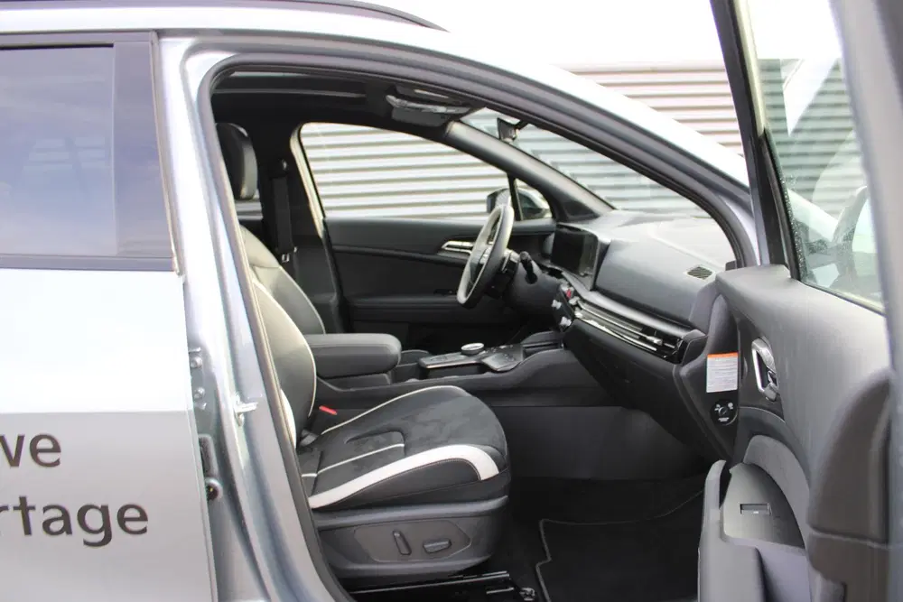 Kia Sportage 1.6 T-GDi Hybrid GT-Line uit 2025, foto 9