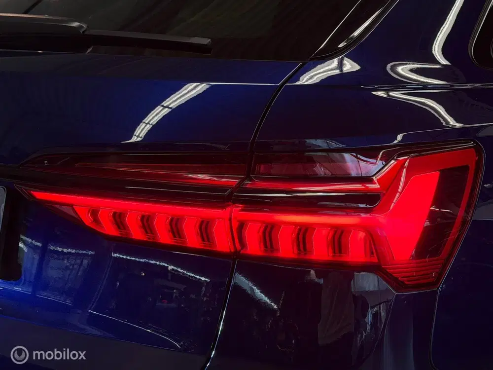 Audi A6 RS 6 TFSI quattro Panorama uit 2020, foto 13