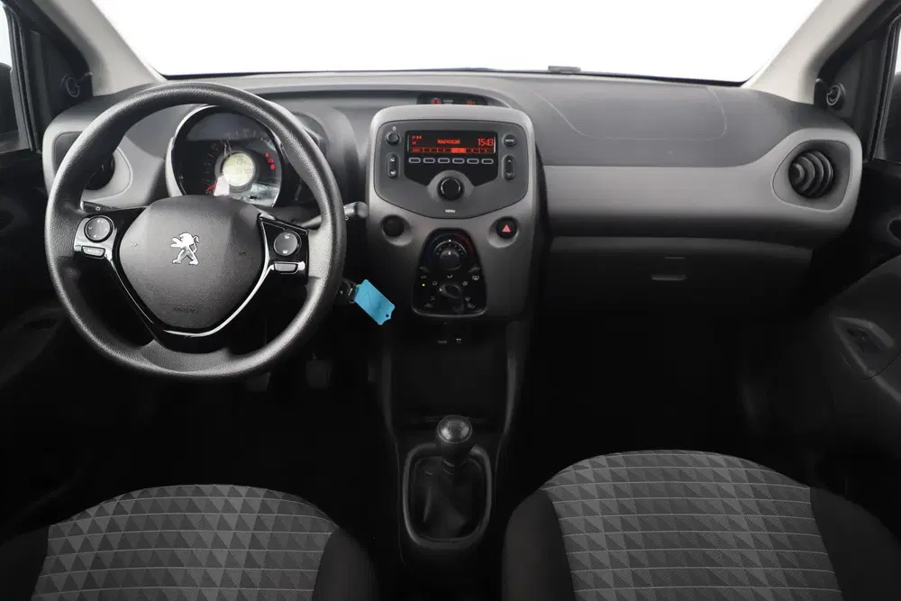 Peugeot 108 1.0 e-VTi Active Radio Bluetooth Airco Ele uit 2021, foto 14