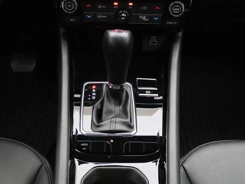 Jeep Compass 1.5T e-Hybrid Night Eagle uit 2023, foto 14