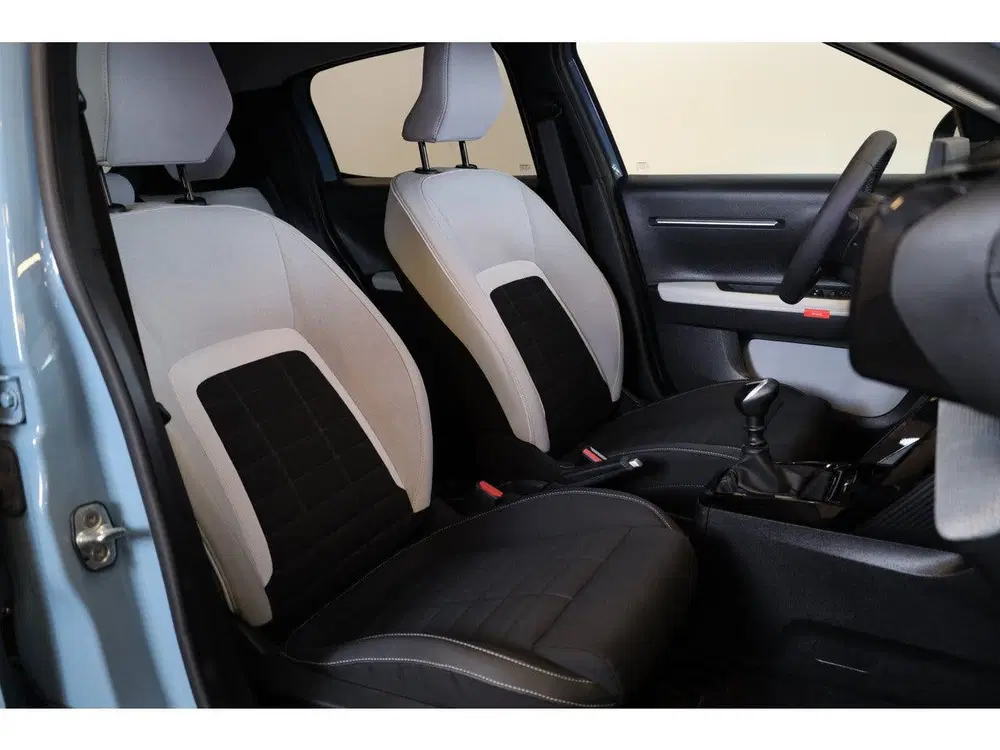 Citroën C3 Turbo 100 Max Camera uit 2024, foto 5
