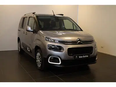 Citroën Berlingo PT 130 Shine Automaat-8 Trekhaak uit 2020