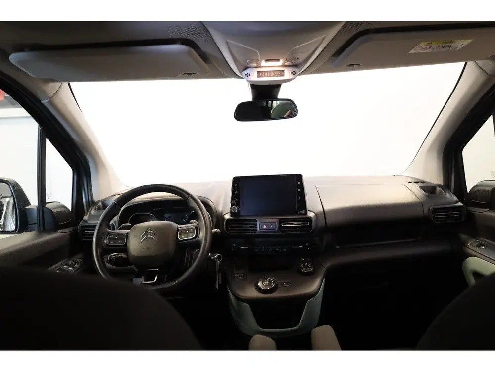 Citroën Berlingo PT 130 Shine Automaat-8 Trekhaak uit 2020, foto 14