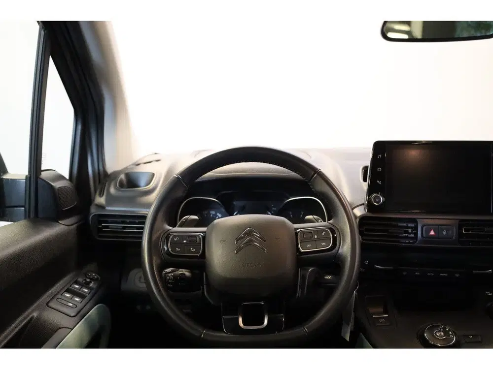 Citroën Berlingo PT 130 Shine Automaat-8 Trekhaak uit 2020, foto 15