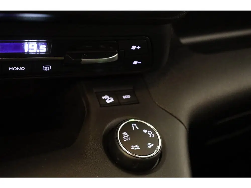 Citroën Berlingo PT 130 Shine Automaat-8 Trekhaak uit 2020, foto 7