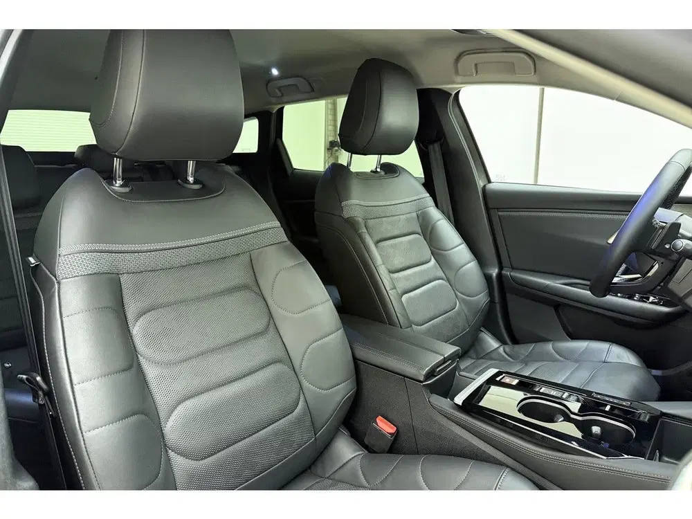 Citroën C5 X 1.6 Plug-in Hybrid 225 Shine Automaat uit 2023, foto 13