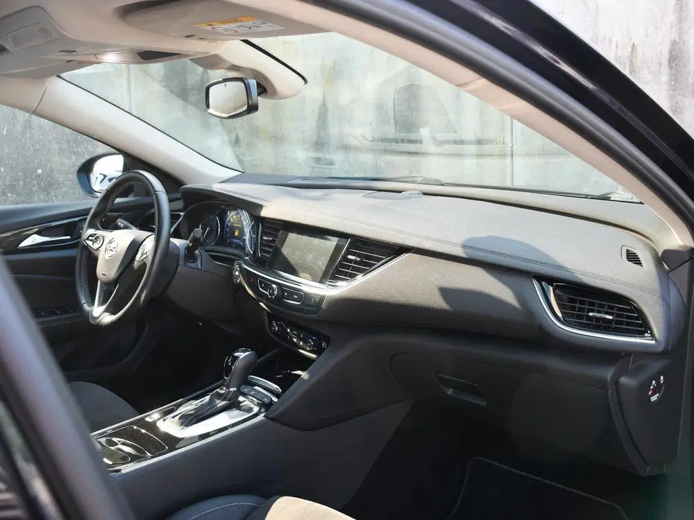 Opel Insignia Grand Sport OPC Line Business Executive 1. uit 2020, foto 10