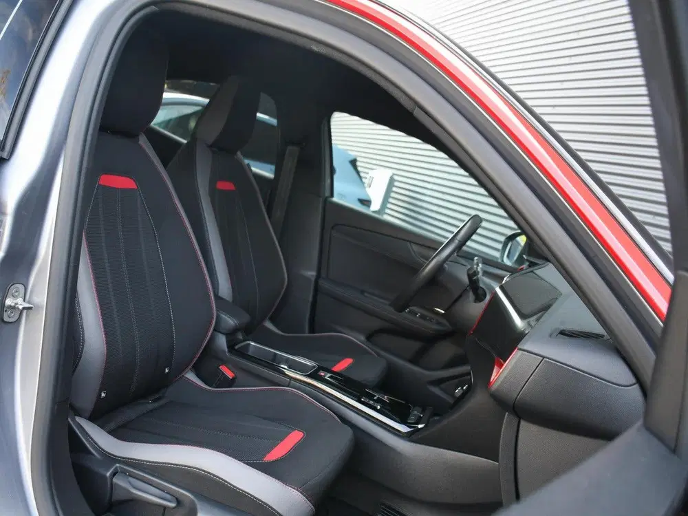 Opel Mokka Electric Level 4 GS 50 kWh 136pk Automaat uit 2023, foto 11
