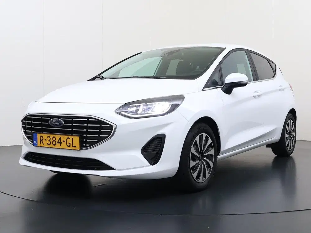 Ford Fiesta 125pk Hybrid Titanium uit 2022