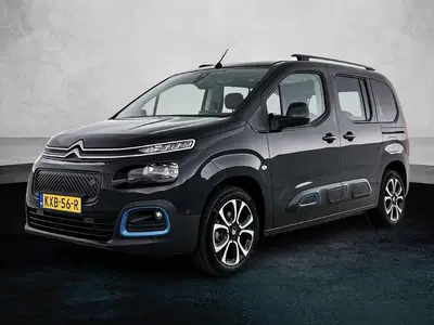 Citroën Berlingo Shine 50 kWh 136pk uit 2023