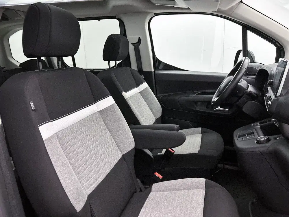 Citroën Berlingo Shine 50 kWh 136pk uit 2023, foto 15