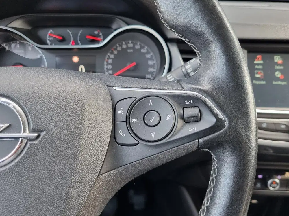 Opel Crossland 1.2 Edition uit 2021, foto 14