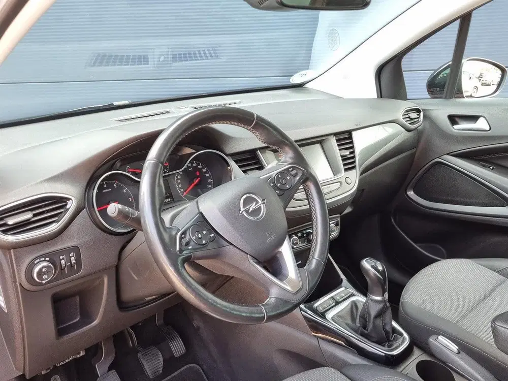 Opel Crossland 1.2 Edition uit 2021, foto 9