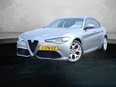 Alfa Romeo Giulia 200pk Super Automaat uit 2020