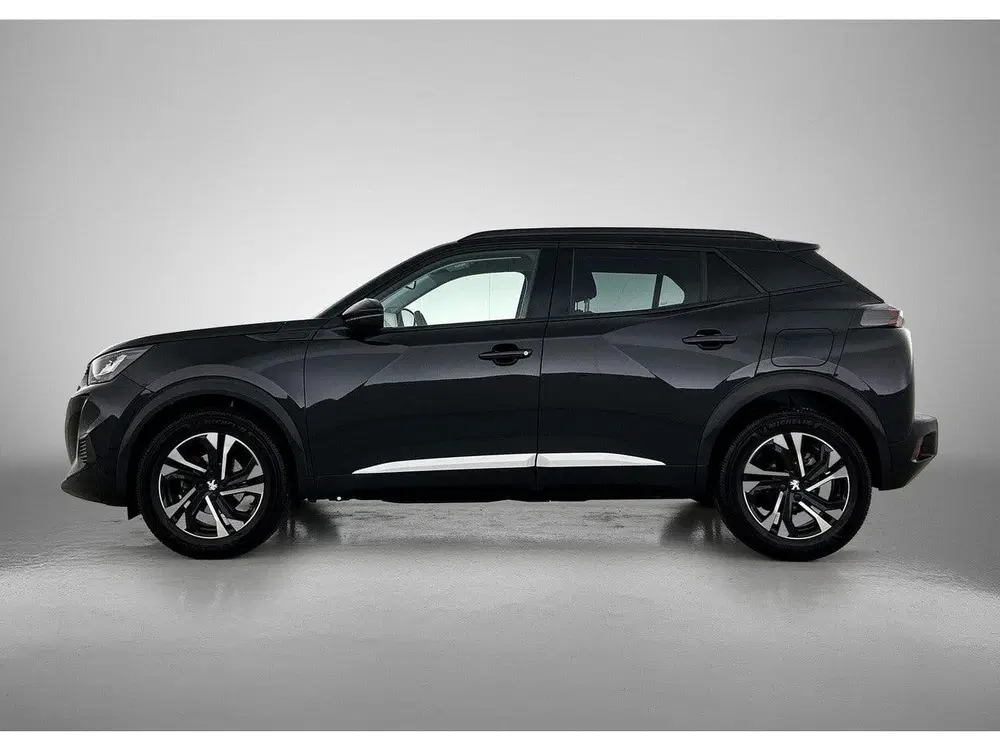 Peugeot 2008 1.2 100pk Allure uit 2021, foto 2