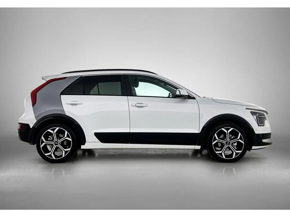 Kia Niro 1.6 136pk Hybrid ExecutiveLine Automaat uit 2025, foto 9