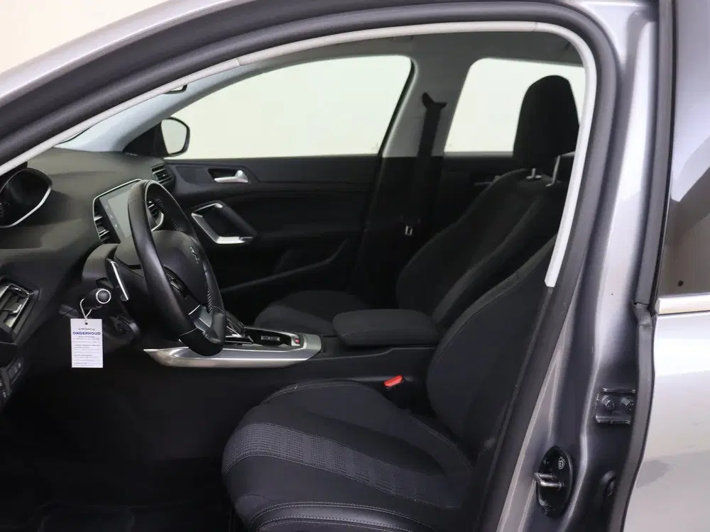 Peugeot 308 SW 1.2 PureTech Allure (bj 2020 uit 2020, foto 10