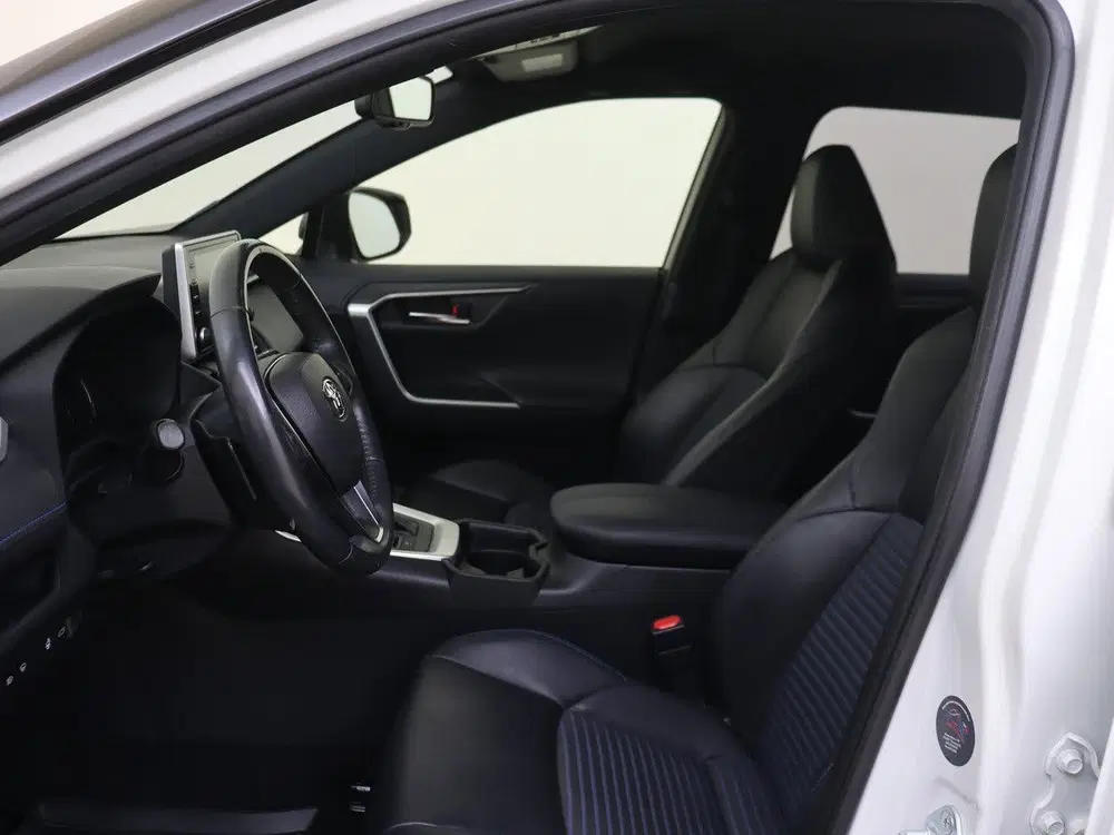 Toyota RAV 4 2.5 Hybrid Bi-Tone uit 2019, foto 10