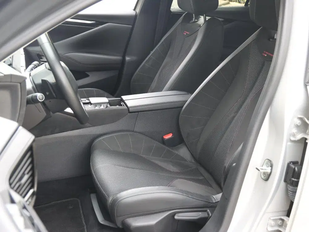 DS Automobiles DS 4 DS DS 4 1.2 130pk Automaat Performance Lin uit 2023, foto 13