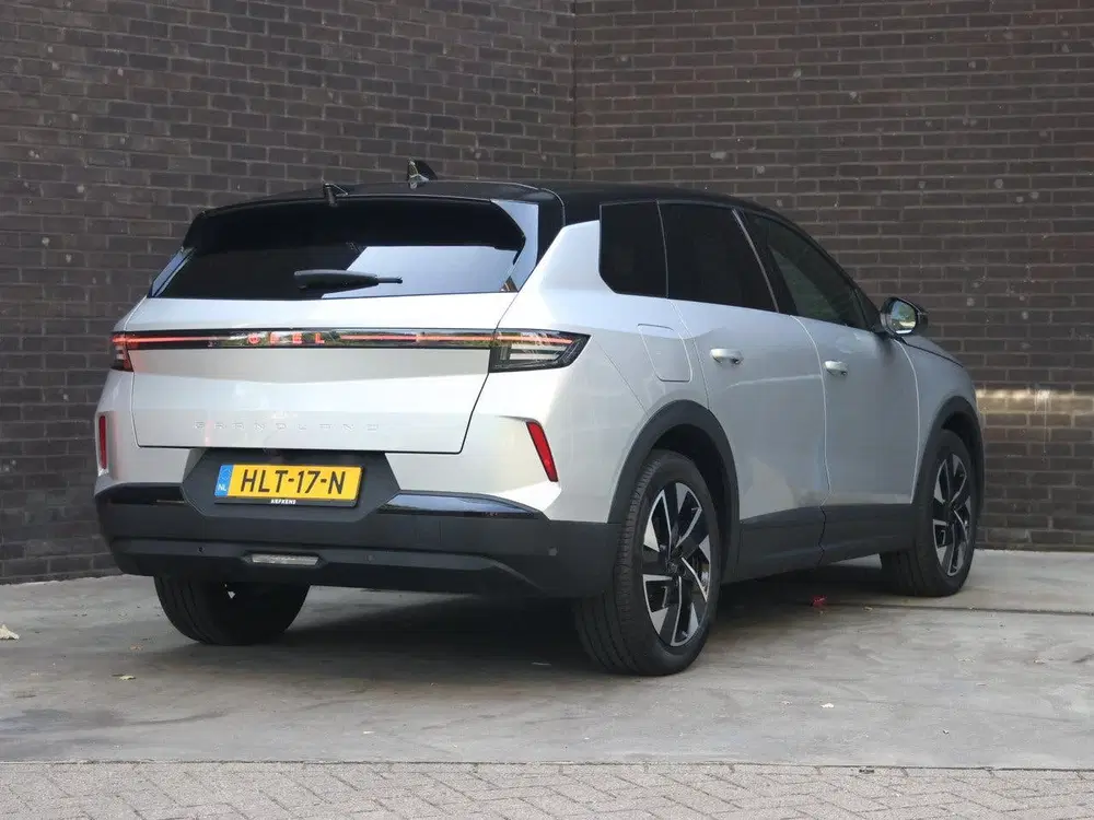 Opel Grandland GS 145pk Hybrid uit 2025, foto 3