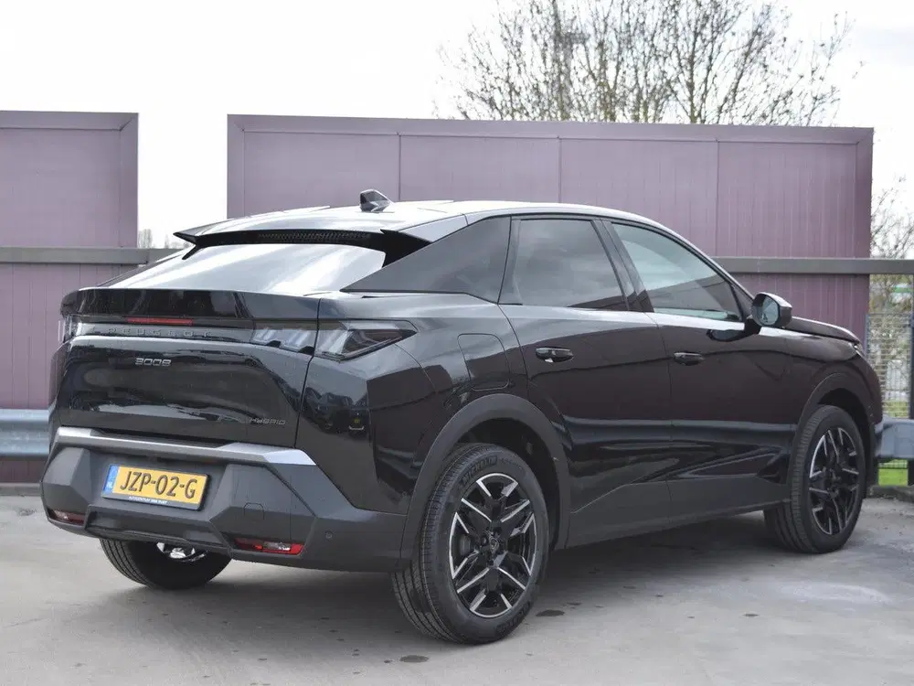 Peugeot 3008 1.2 Hybrid 145 Allure uit 2026, foto 3