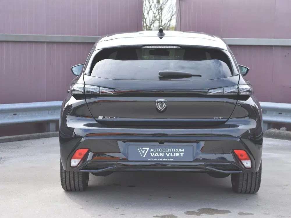 Peugeot 308 GT 54 kWh uit 2026, foto 5