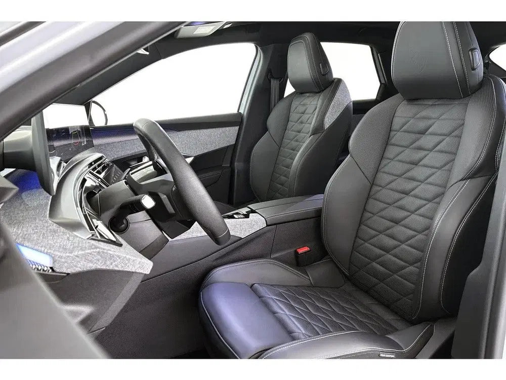 Peugeot 3008 GT 73 kWh Panoramadak FOCAL Warmtepomp Sto uit 2024, foto 6