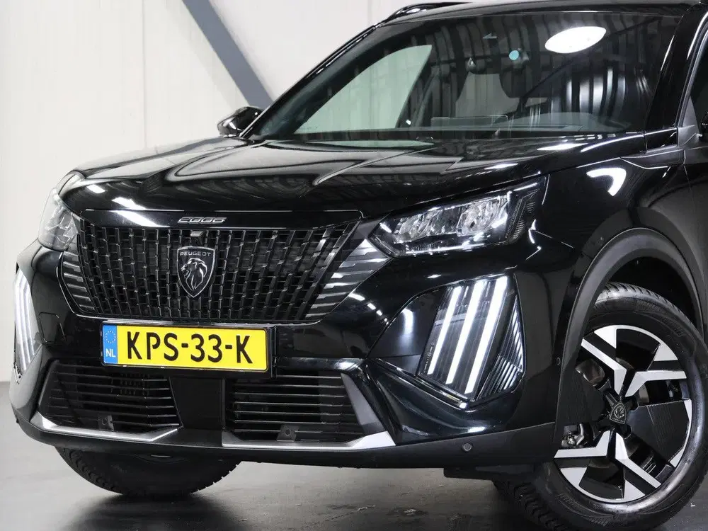 Peugeot 2008 1.2 Hybrid 136PK Allure uit 2025, foto 6