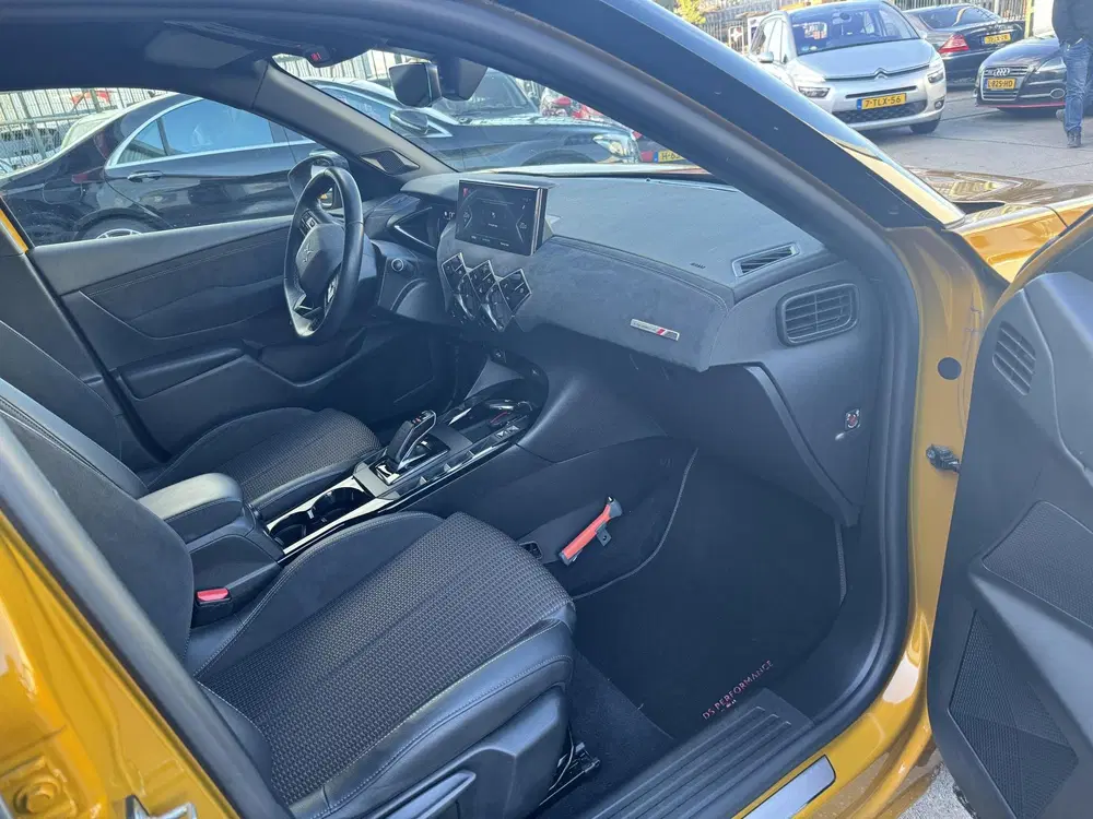 DS Automobiles DS 3 Crossback DS 3 Crossback E-Tense Performance Line+ 5 uit 2020, foto 7
