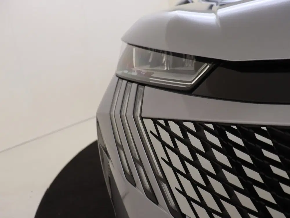 Peugeot 5008 1.2 Hybrid 145 Allure uit 2025, foto 14
