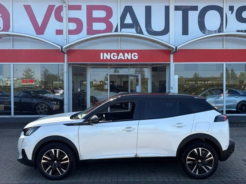 Peugeot 2008 1.2 PURETECH GT AUT. 130PK LED NAVI CAMERA uit 2022, foto 2