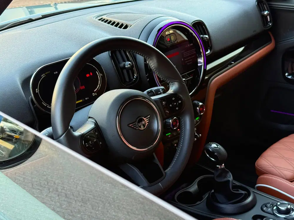 Mini Countryman 1.5 Cooper S E ALL4 Classic uit 2023, foto 2