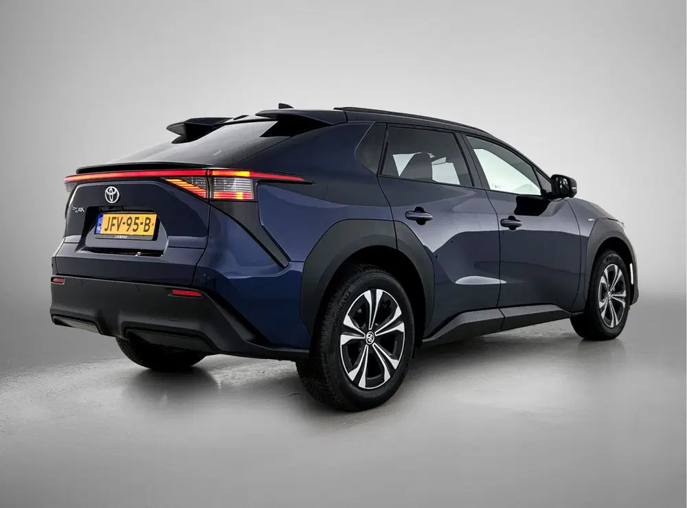 Toyota bZ4X Dynamic 71 kWh (bj 2025 uit 2025, foto 2