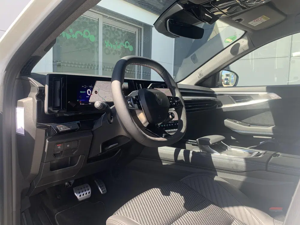 Renault Espace E-Tech Full Hybrid 200pk uit 2026, foto 14